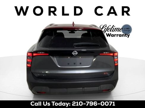 Used 2025 Nissan Kicks SR image 4