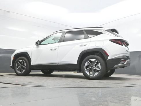 Used 2025 Hyundai Tucson SEL AWD/4WD image 38