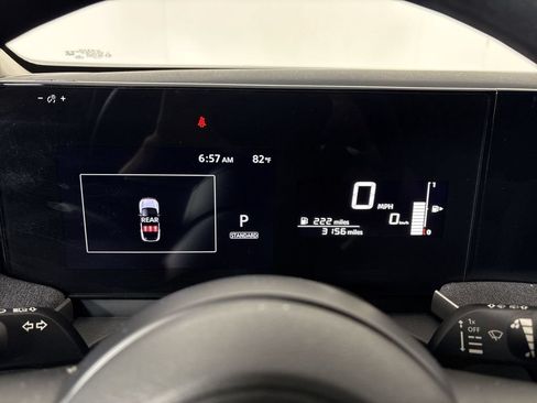 Used 2025 Nissan Kicks SV FWD image 10