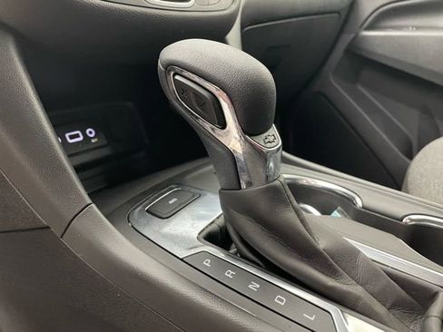 Certified 2024 Chevrolet Equinox LT image 12