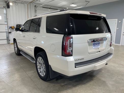 Used 2015 GMC Yukon Denali w/ Touring Package AWD/4WD image 5