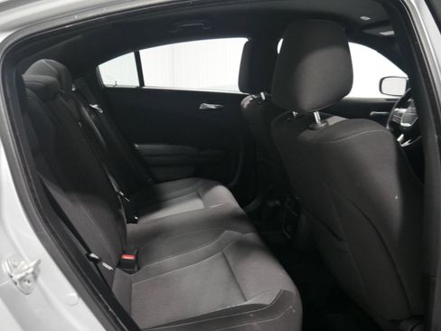 Used 2022 Dodge Charger SXT w/ Blacktop Package image 17