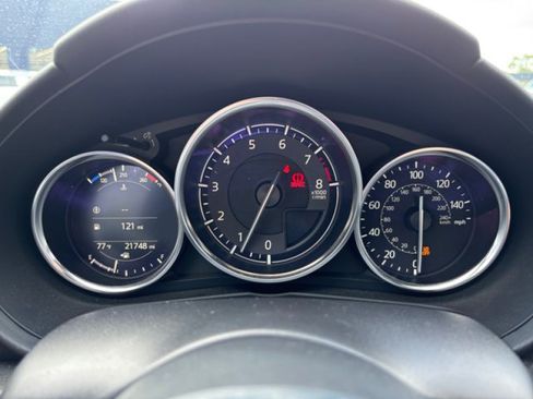 Used 2021 MAZDA MX-5 Miata RF Grand Touring RWD image 21