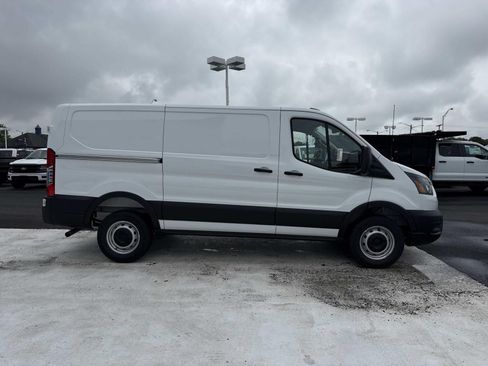 New 2026 Ford Transit 250 Low Roof w/ Load Area Protection Package RWD image 2