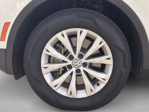 Used 2019 Volkswagen Tiguan S AWD/4WD image 13