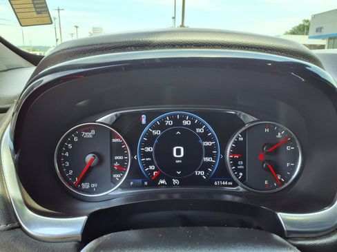 Used 2023 Chevrolet Traverse High Country FWD image 12
