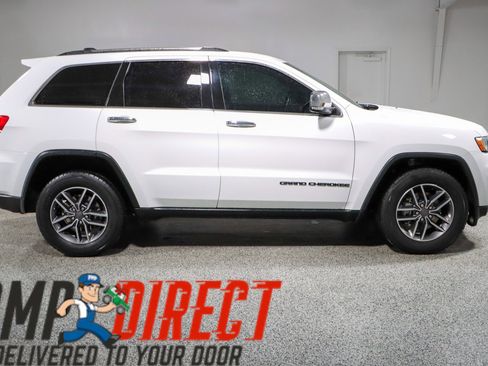 Used 2019 Jeep Grand Cherokee Limited AWD/4WD image 6