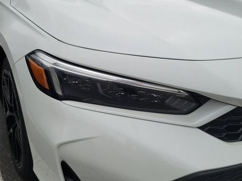 Used 2025 Honda Civic Sport image 8