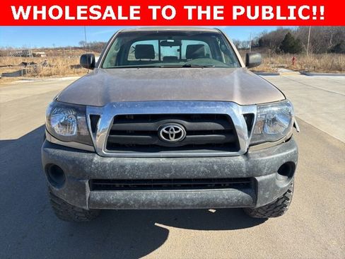 Used 2005 Toyota Tacoma 4x4 Regular Cab image 8