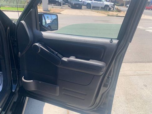 Used 2010 Ford Explorer XLT RWD image 10