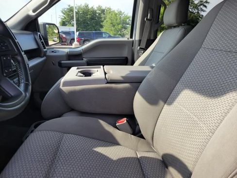 Used 2017 Ford F150 XLT w/ Equipment Group 302A Luxury AWD/4WD image 19