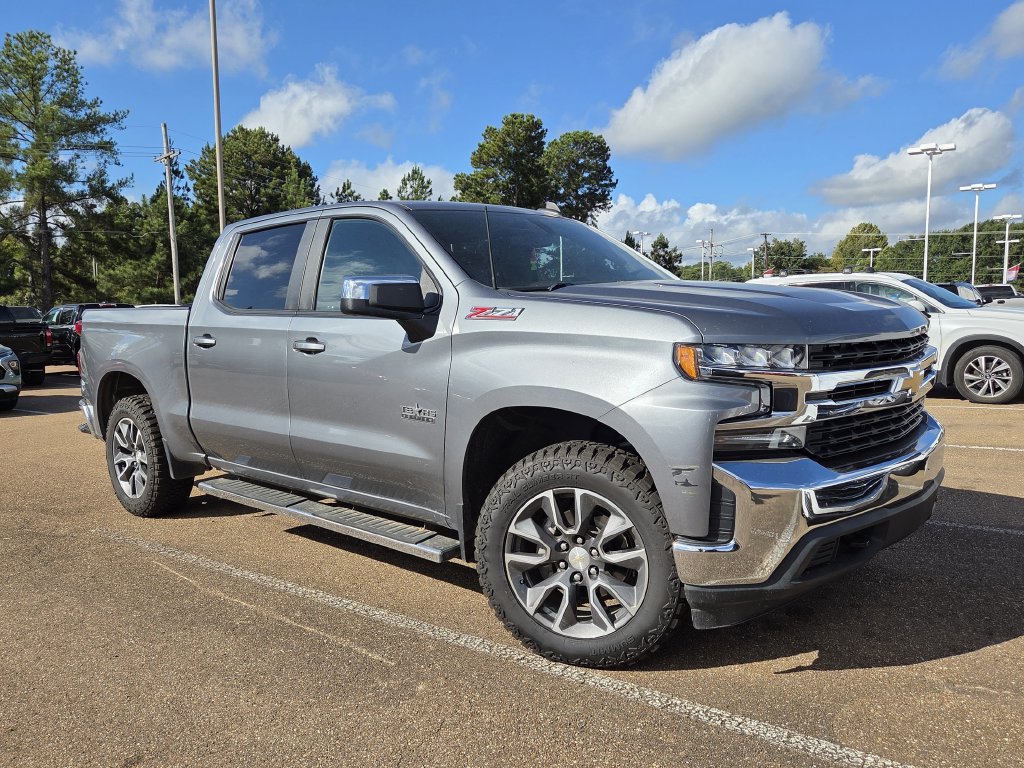 Used 2021 Chevrolet Silverado 1500 LT w/ Texas Edition Plus AWD/4WD image 3