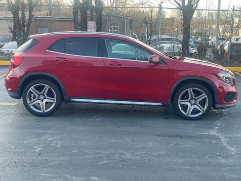 Used 2015 Mercedes-Benz GLA 250 GLA250 4MATIC w/ Premium Package image 4