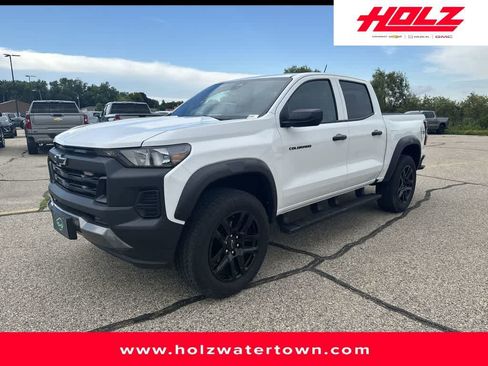 Certified 2024 Chevrolet Colorado Trail Boss w/ Advanced Trailering Package AWD/4WD image 1