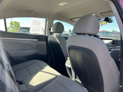 Used 2020 Hyundai Elantra SE w/ Cargo Package (C1) FWD image 18