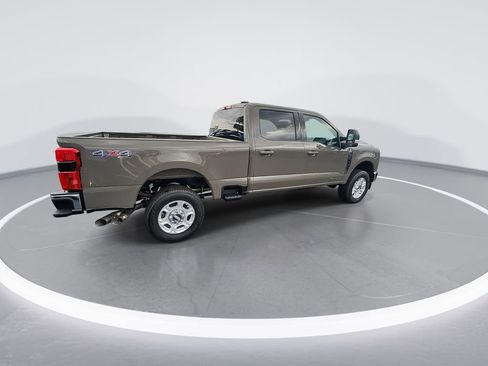 New 2026 Ford F250 XLT w/ XLT Premium Package image 8