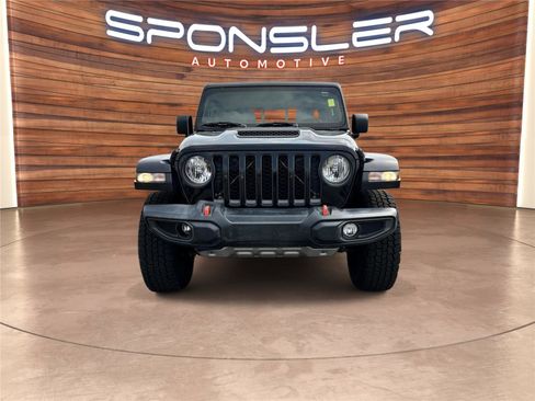 Used 2021 Jeep Gladiator Mojave w/ Cold Weather Group image 9