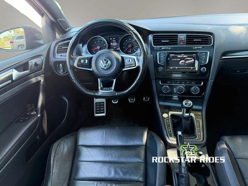 Used 2015 Volkswagen GTI SE FWD image 30