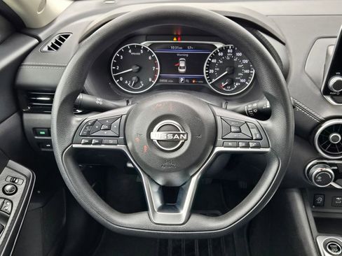 Used 2024 Nissan Sentra SV FWD image 14