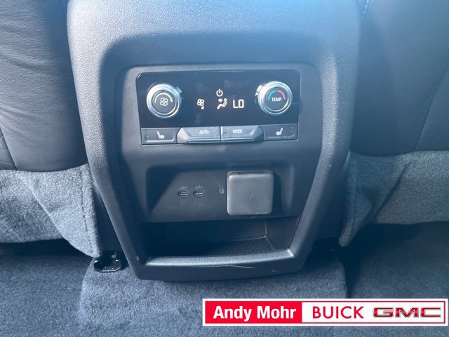 Used 2026 GMC Acadia Denali Ultimate AWD/4WD image 38