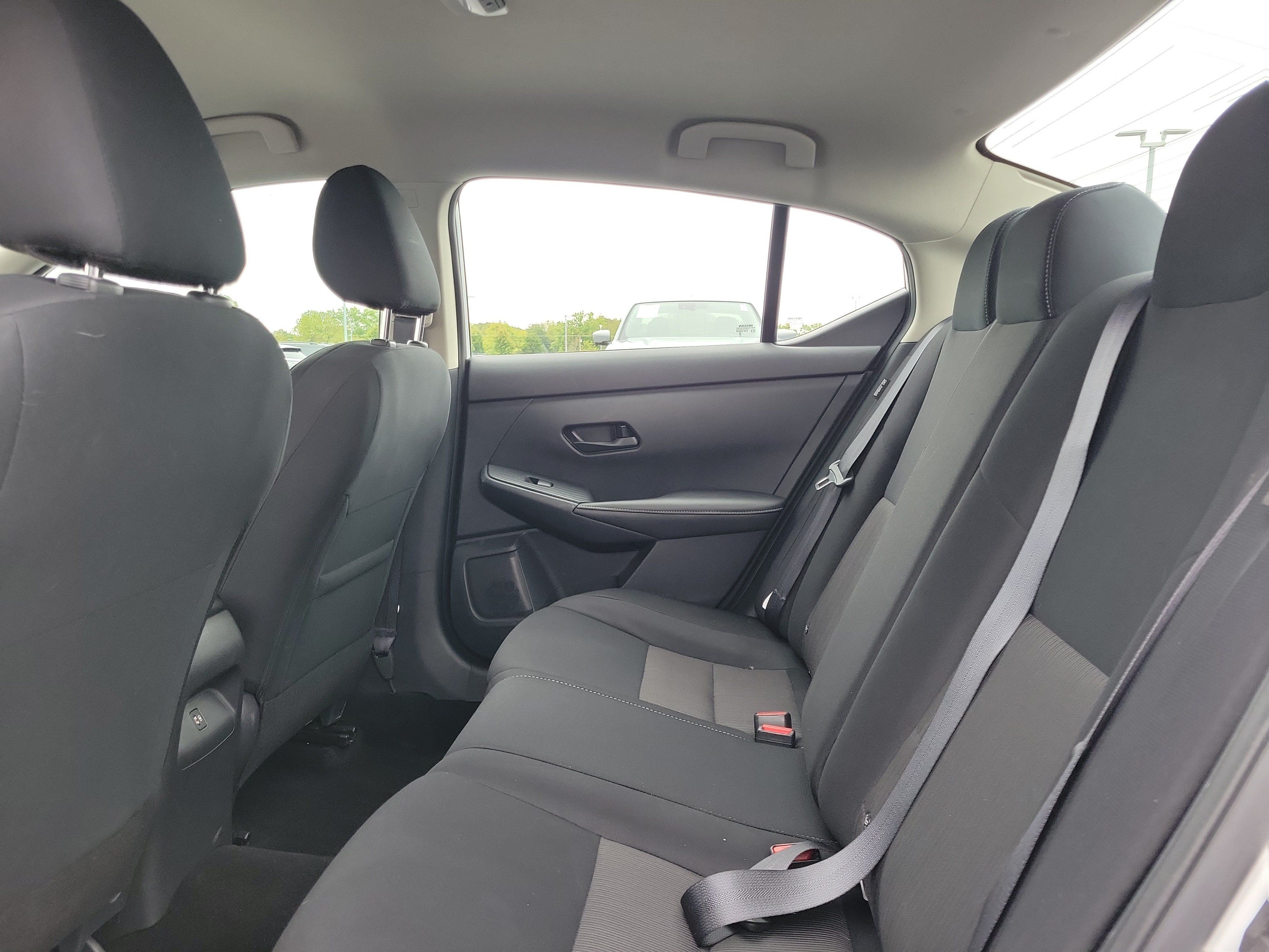 Certified 2025 Nissan Sentra SV FWD image 11