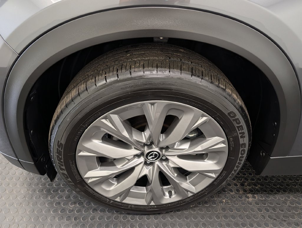 Certified 2025 MAZDA CX-90 3.3 Turbo w/ Premium Plus Pkg AWD/4WD image 8