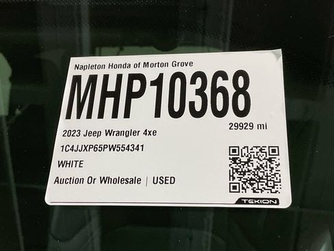 Used 2023 Jeep Wrangler Unlimited Sahara w/ Cold Weather Group AWD/4WD image 33