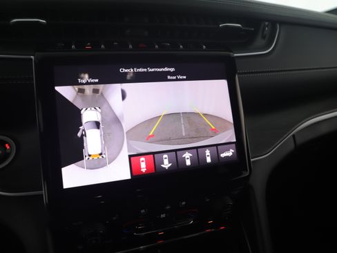 New 2025 Jeep Grand Cherokee L Limited image 14