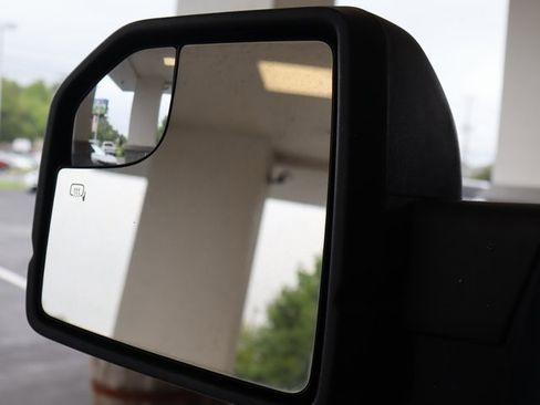 Used 2019 Ford F150 XLT w/ Equipment Group 302A Luxury image 13