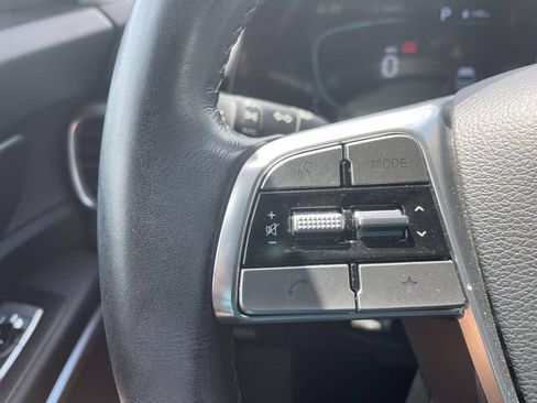 Certified 2024 Kia Telluride LX FWD image 24