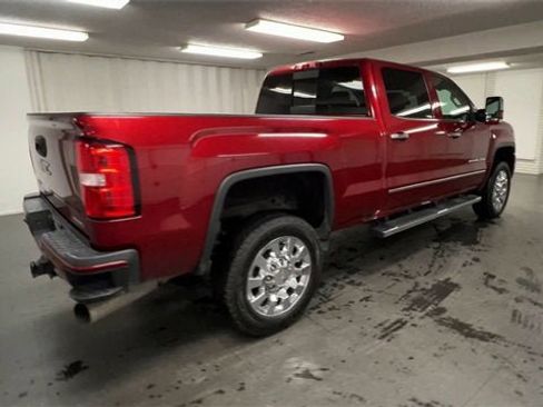 Certified 2019 GMC Sierra 2500 Denali w/ Duramax Plus Package image 8