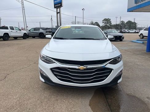 Used 2024 Chevrolet Malibu LT FWD image 2