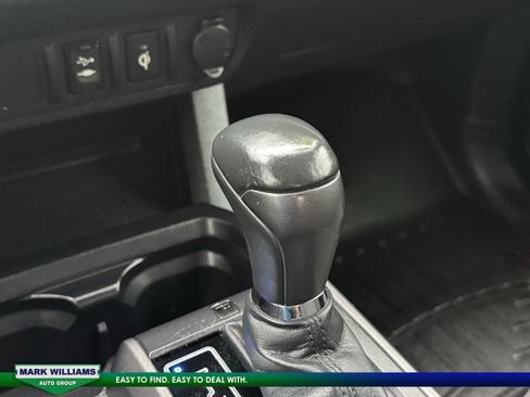 Used 2016 Toyota Tacoma 4x4 Double Cab image 27