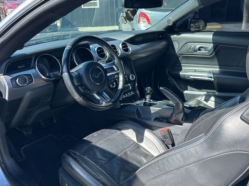 Used 2020 Ford Mustang GT RWD image 5