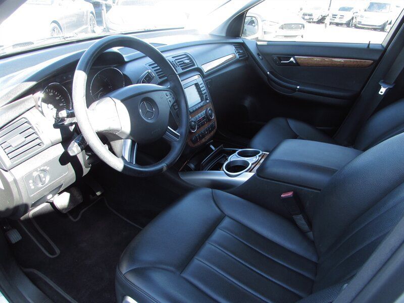 Used 2008 Mercedes-Benz R 350 4MATIC image 9