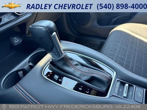 Used 2025 Honda HR-V Sport image 11