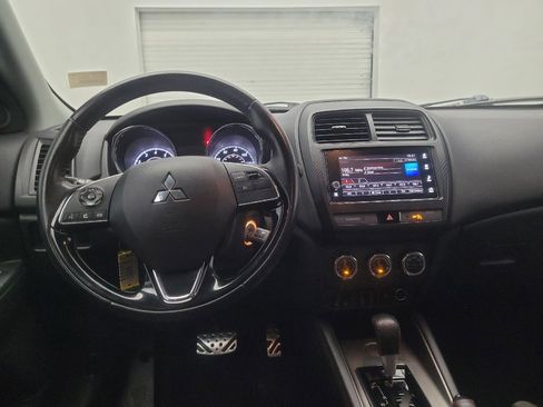 Used 2019 Mitsubishi Outlander Sport LE FWD image 22