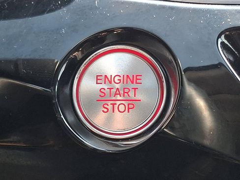 Used 2023 Acura MDX SH-AWD w/ Technology Package image 23