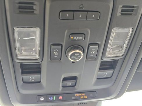 Used 2023 Cadillac Escalade Premium Luxury w/ LPO, Floor Liner Package image 33