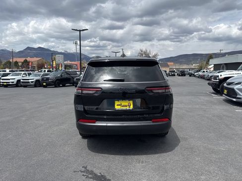 Used 2026 Jeep Grand Cherokee L Limited w/ Limited Altitude Package AWD/4WD image 6