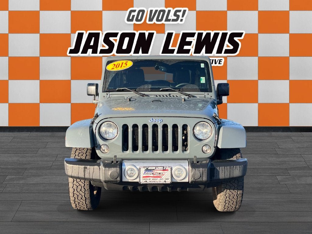 Used 2015 Jeep Wrangler Unlimited Sahara AWD/4WD image 8