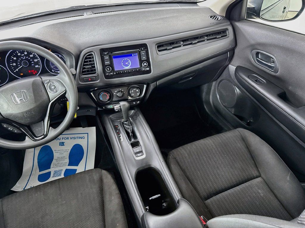 Used 2018 Honda HR-V LX image 29