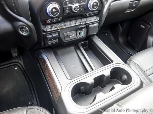 Used 2023 GMC Sierra 2500 Denali w/ Denali Ultimate Package image 25