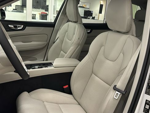 New 2026 Volvo XC60 B5 Ultra w/ Climate Package image 23