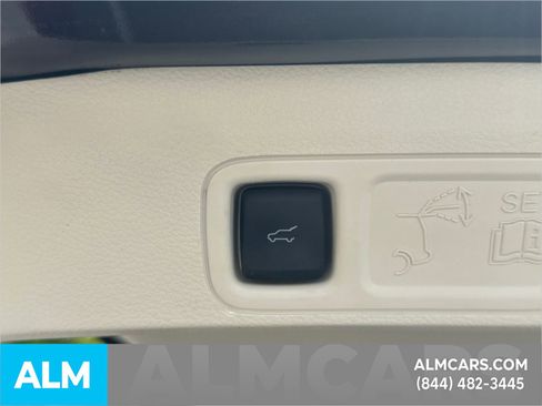 Used 2024 Lincoln Navigator L Black Label AWD/4WD image 22