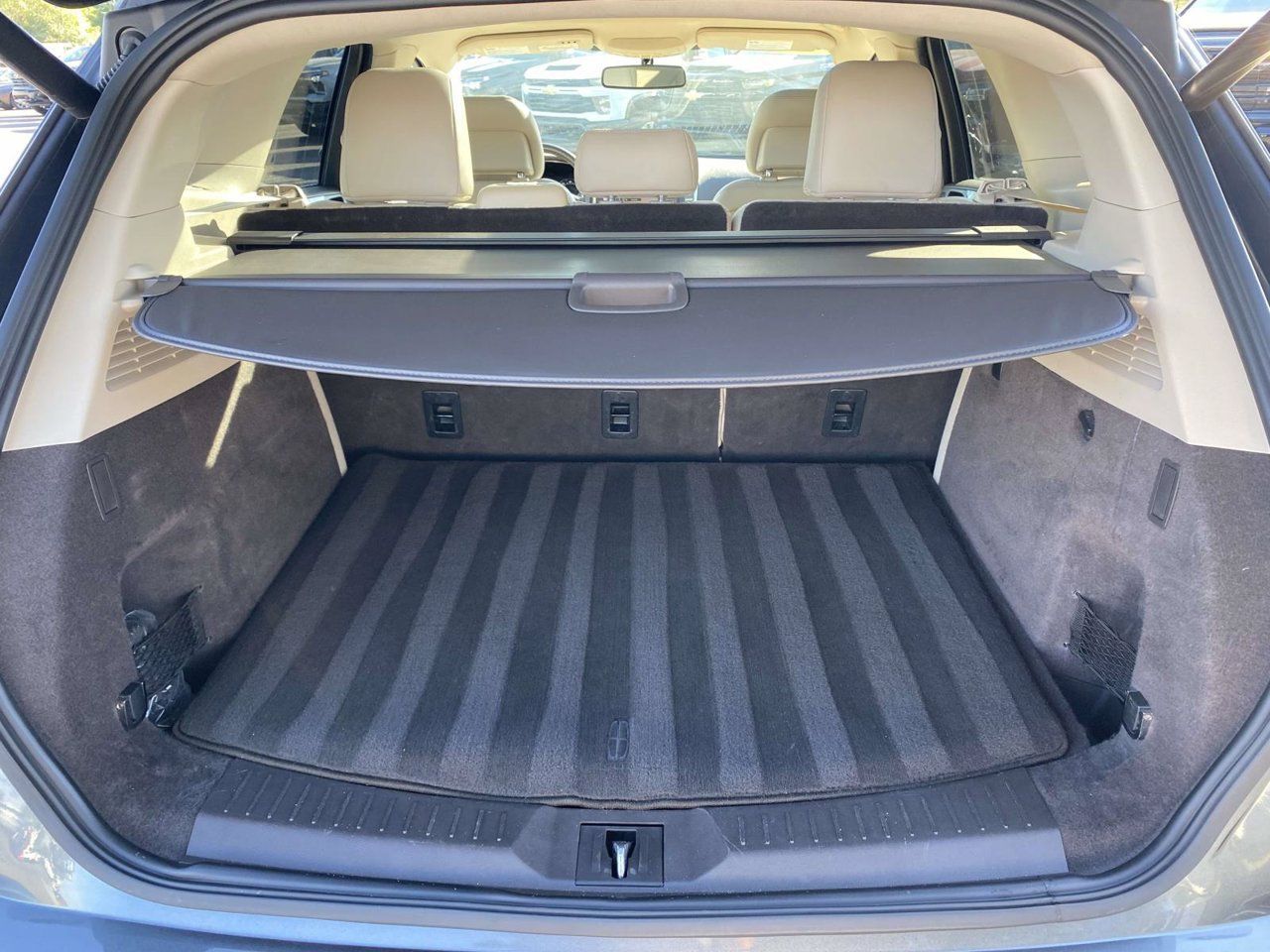 Used 2019 Lincoln MKC Reserve FWD image 18