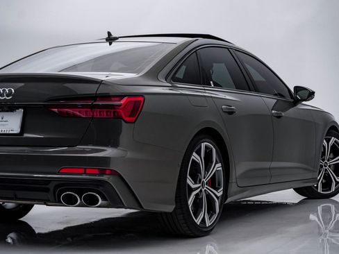 Used 2024 Audi S6 Premium Plus w/ Premium Plus Package image 10
