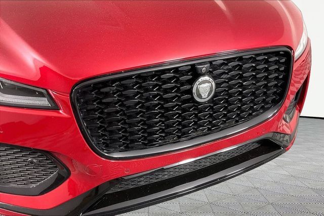 Used 2026 Jaguar F-PACE R-Dynamic S AWD/4WD image 30