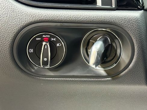 Certified 2022 Porsche Macan S image 35