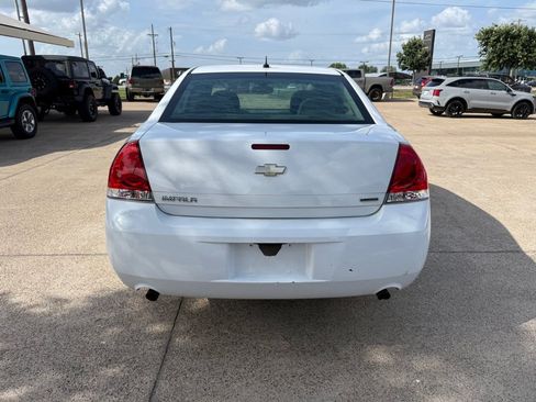 Used 2014 Chevrolet Impala Limited LS FWD image 6